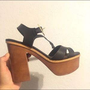Vintage Wooden  CHUNKY Heels