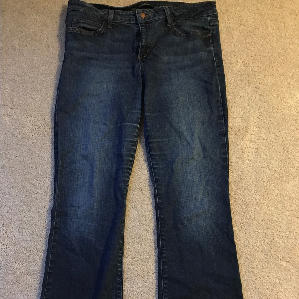 Style: Curvy Bootcut. Inseam: 29"