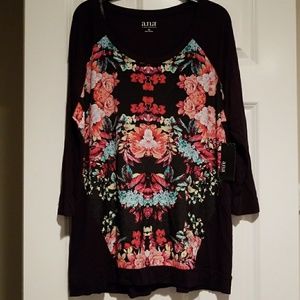 A.N.A. floral front top size Xl