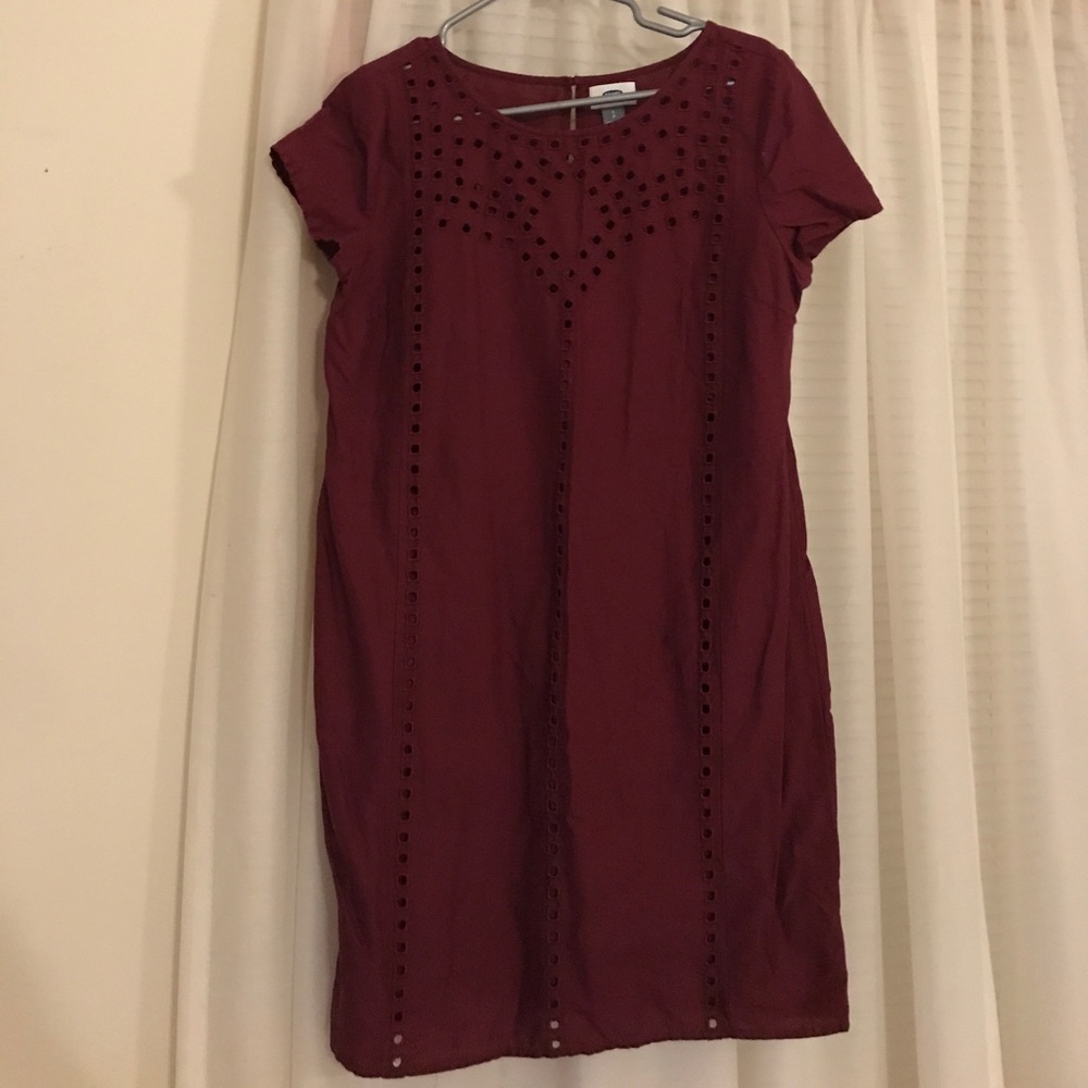 Old Navy Burgundy Dress
