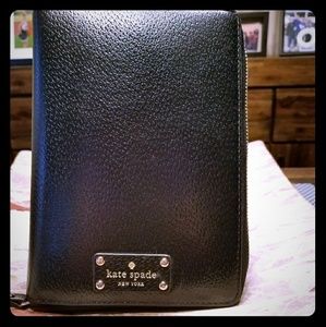 Kate spade planner black leather