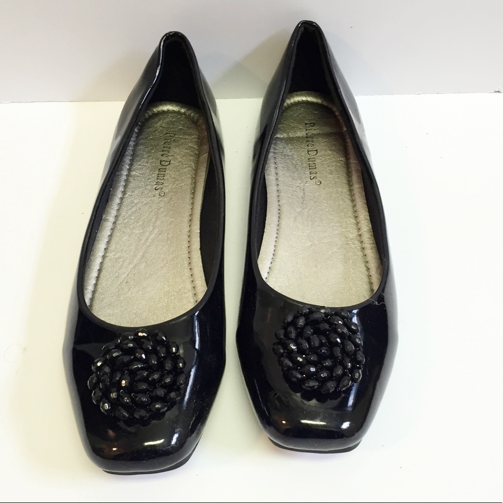 Black flats