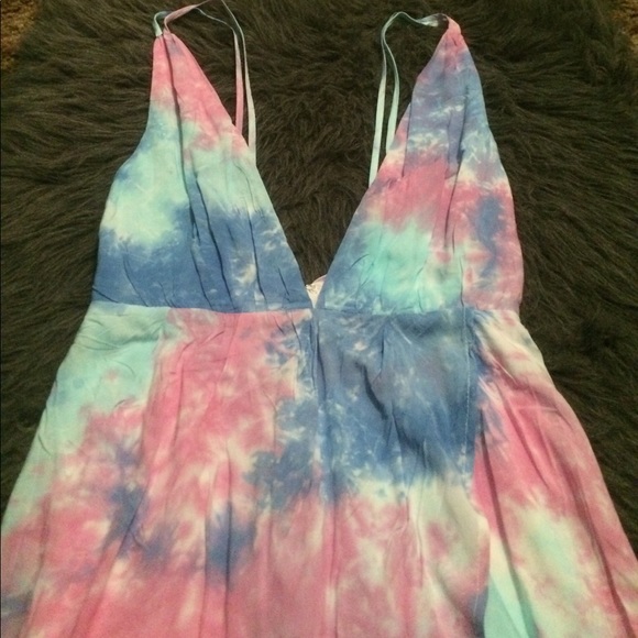 HOST PICK- nwt tie dye dress 🎨🌈 - Picture 4 of 8
