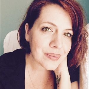 Meet your Posher, Caroline