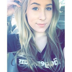 Meet your Posher, Marissa