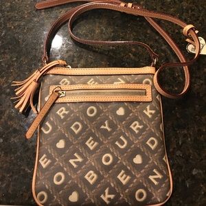 Dooney and Bourke cross body bag