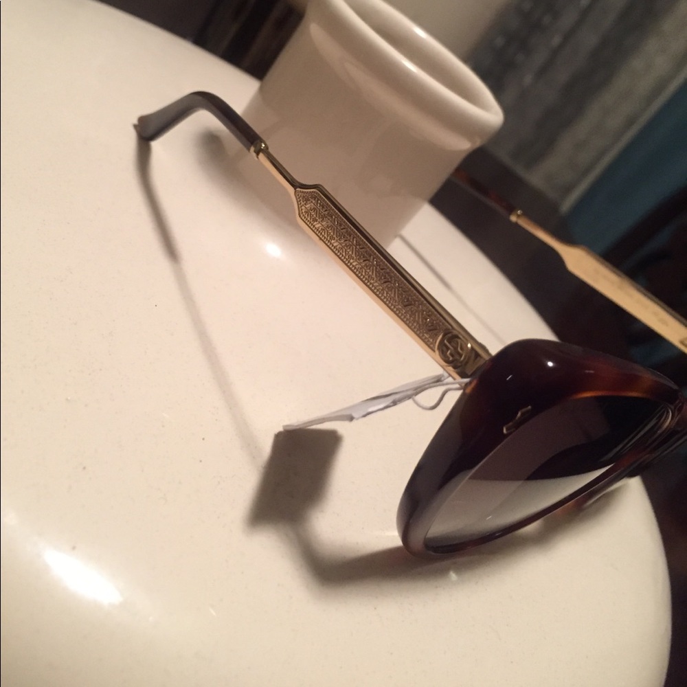 Gucci sunglasses