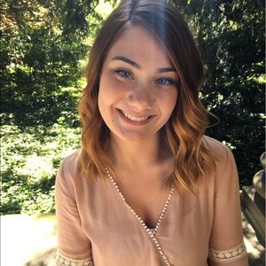 Meet your Posher, Kayla