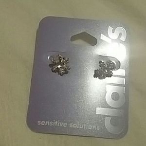 Claires snowflake earings