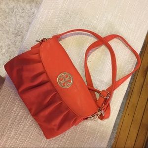 Never been used Tory Burch Purse!!