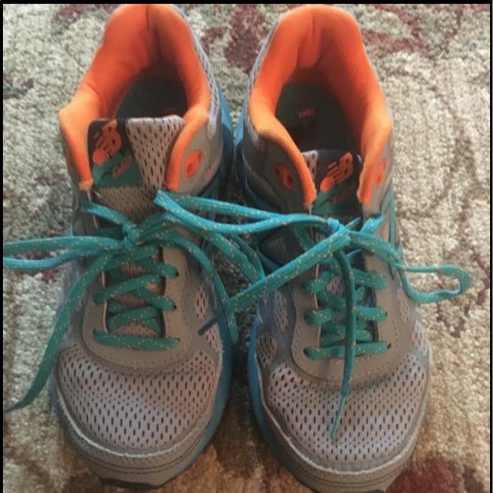Women's new balance 512 worn once