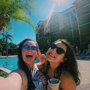 Meet your Posher, Paige