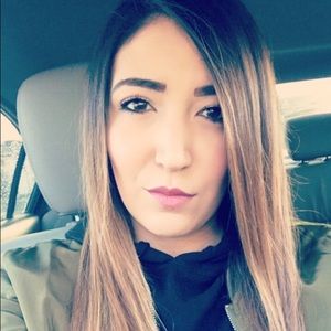 Meet your Posher, Samantha