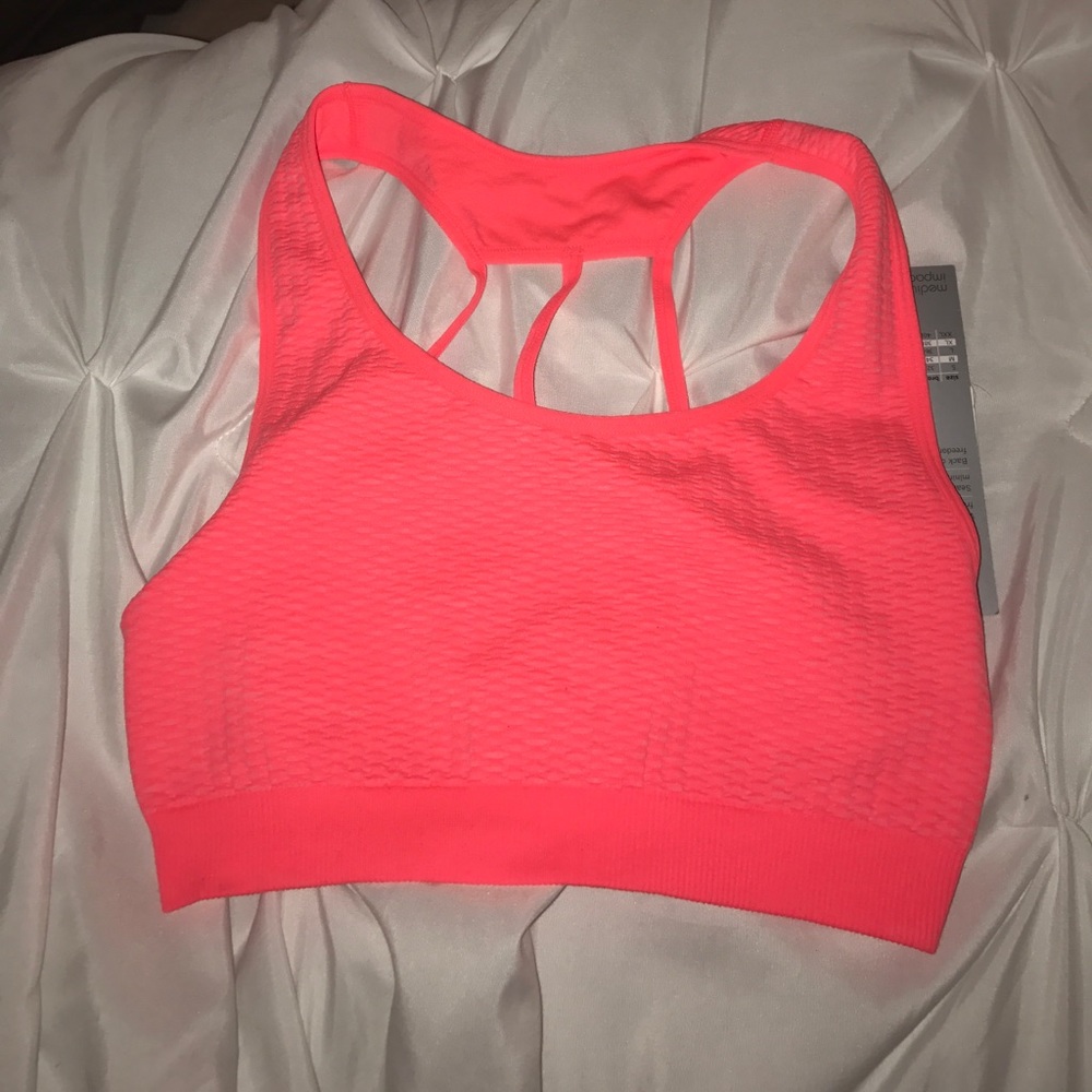Brand New sports bra
