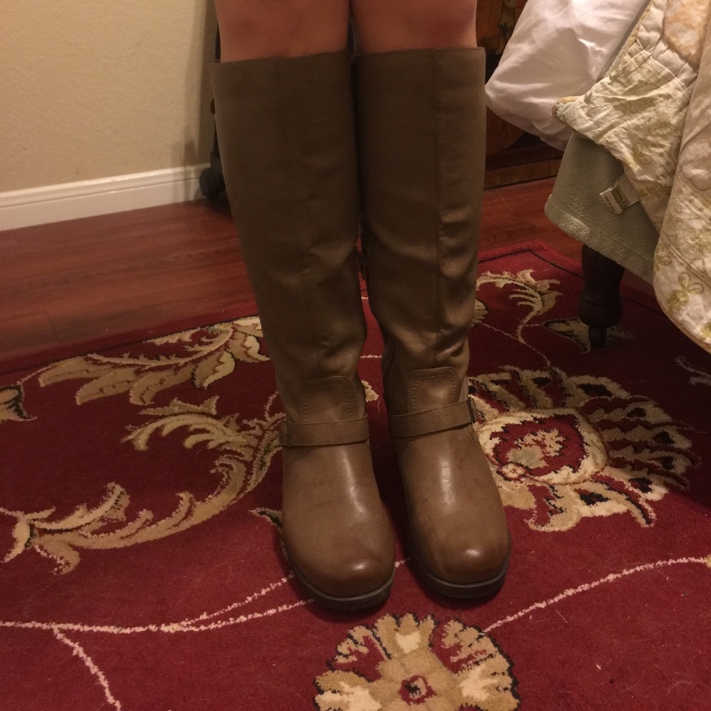 Tan boots