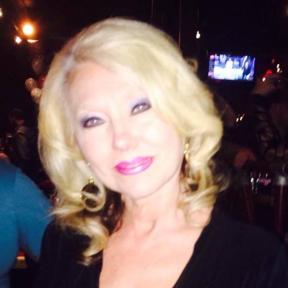 Meet your Posher, Joann - Picture 1 of 1