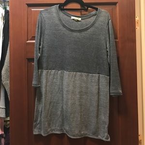 UO color block shirt. NWOT