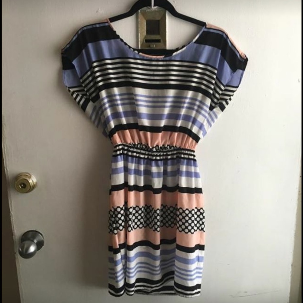 Womens size s worn once in excellent condition