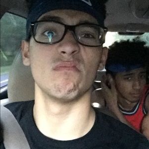 Meet your Posher, Daniel