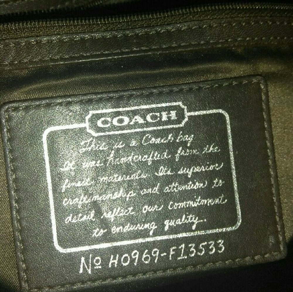 Coach purse - Picture 2 of 3