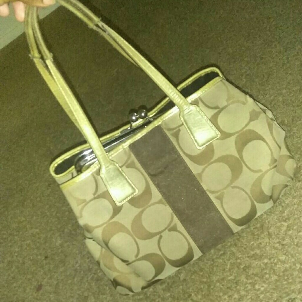 Coach purse - Picture 3 of 3
