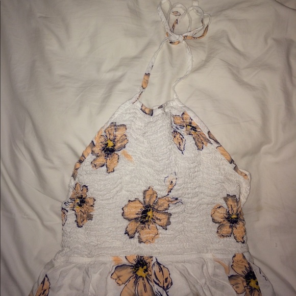 white floral romper - Picture 2 of 4