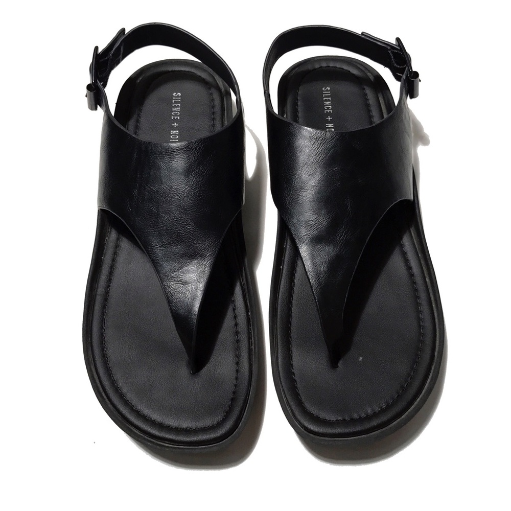 Silence + Noise Black Vegan Leather Flatforms sz 9