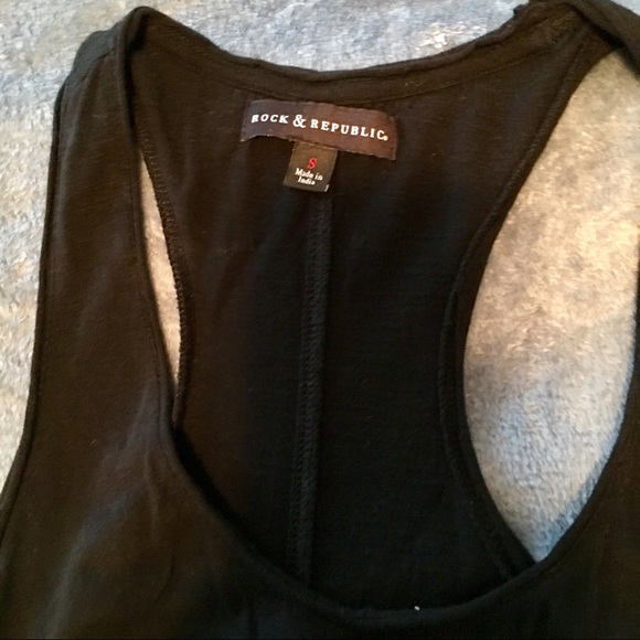 ❌SOLD! 🔥 Rock & Republic Embellished Tank - Picture 2 of 3