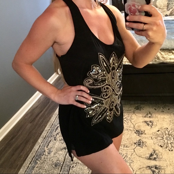 ❌SOLD! 🔥 Rock & Republic Embellished Tank - Picture 3 of 3