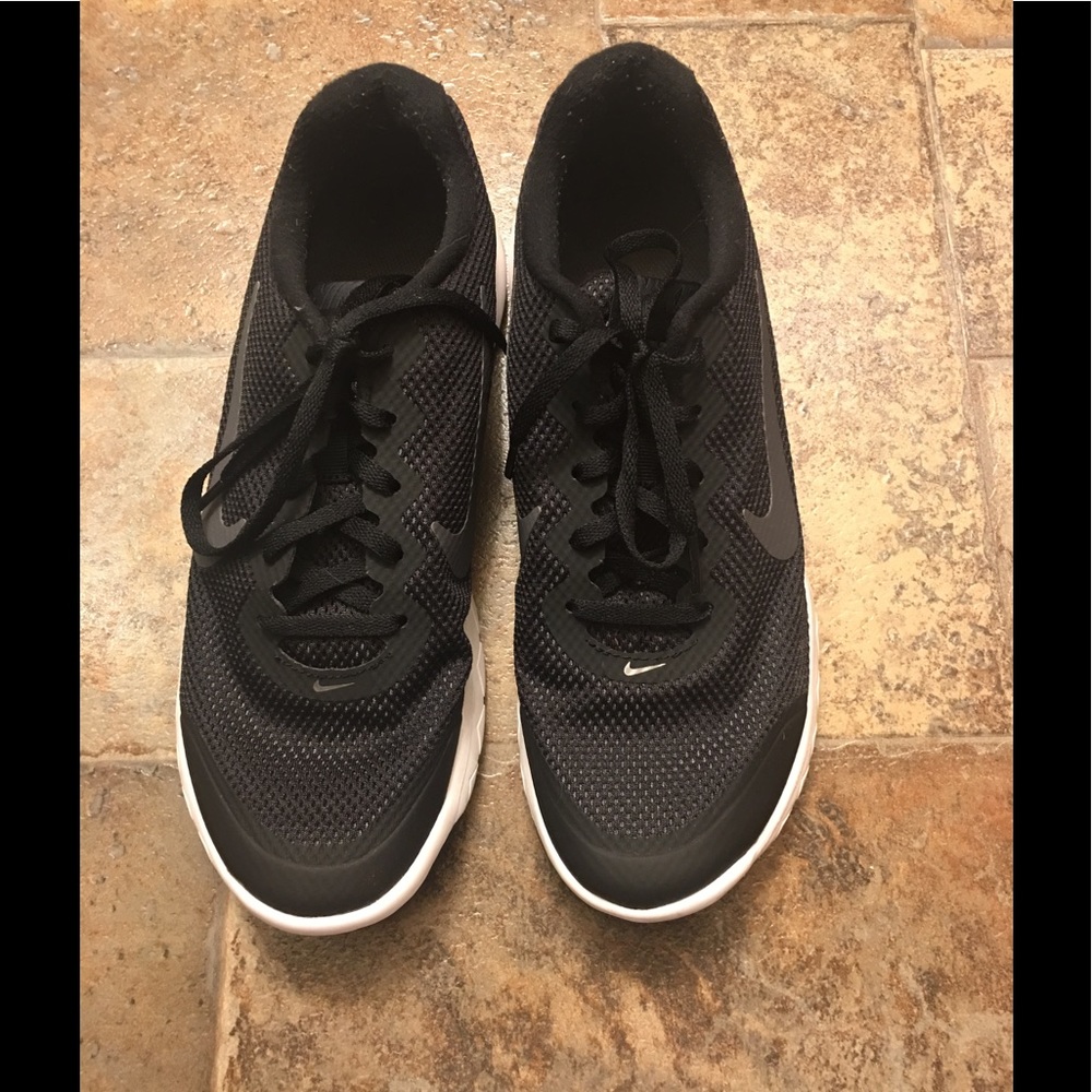 Women's Nike Flex  Experience RN 4