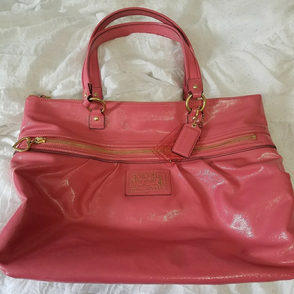 Pink leather authentic Coach shoulder bag