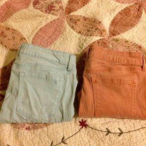 Bundle of 2 Jessica Simpson Ankle Capris- Size 6