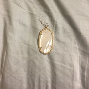 Danielle Ivory  Earring