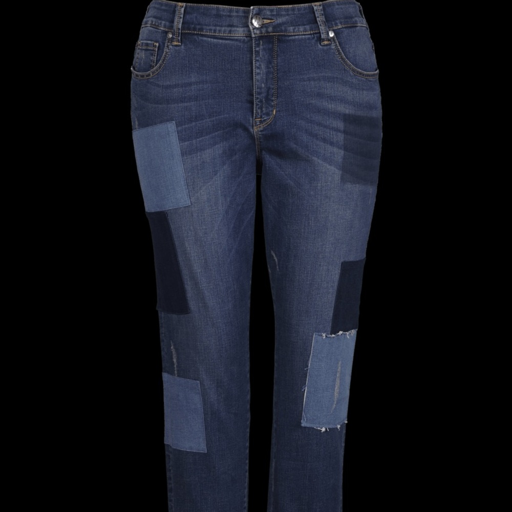 Roll up patch girlfriend jeans