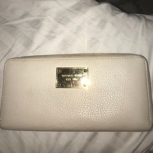 MK wallet