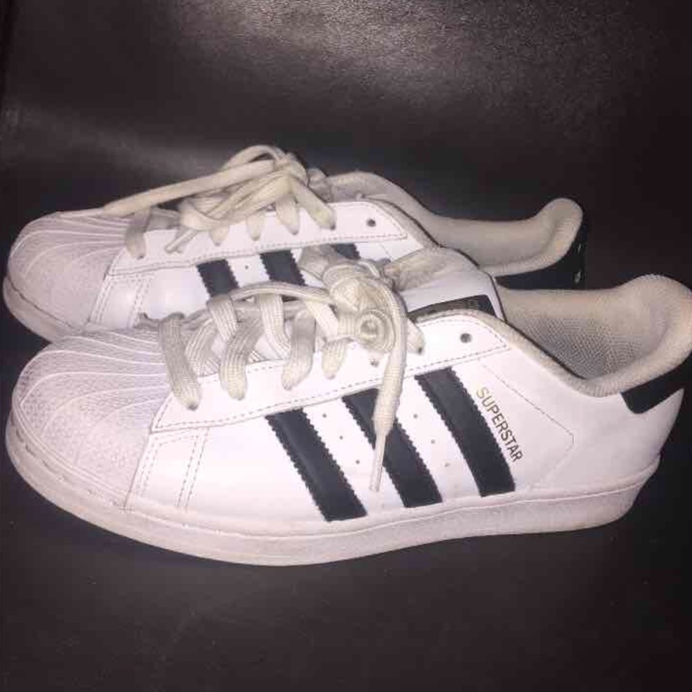 Adidas super stars