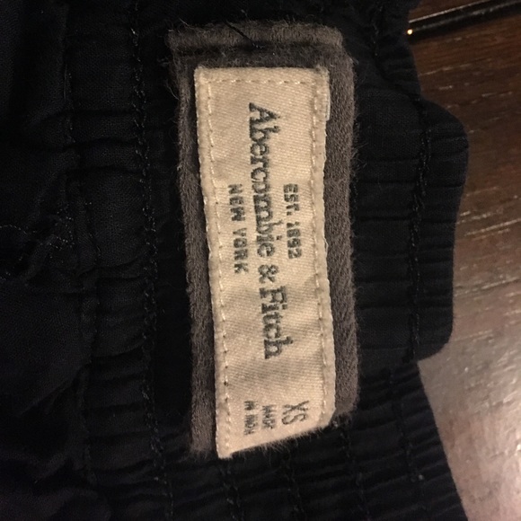 I have here some shorts from Abercrombie and fitch - Picture 3 of 3