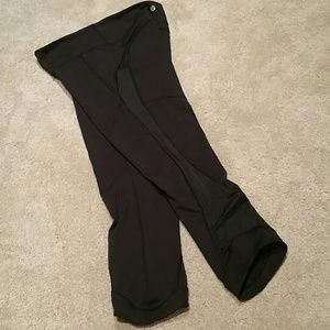 Lululemon Interval Crops