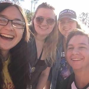 Meet your Posher, Bailey