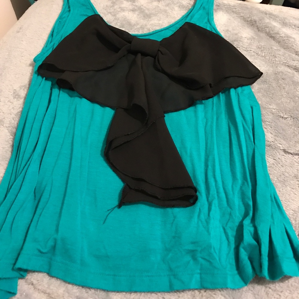 Bow shirt