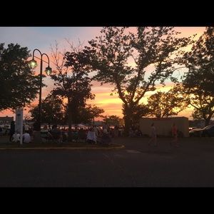 Meet your Posher, Evelyn