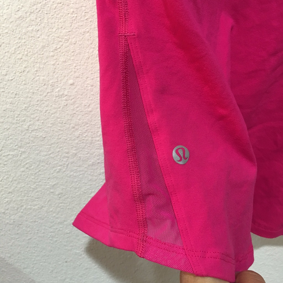 Lululemon Free Flowing Tank - Picture 5 of 6