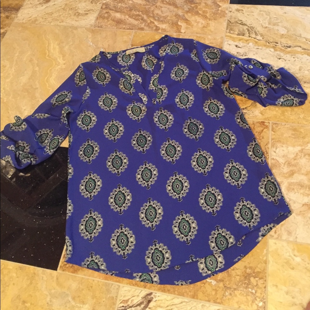 How.very.loved deep cornflower blue round hem top
