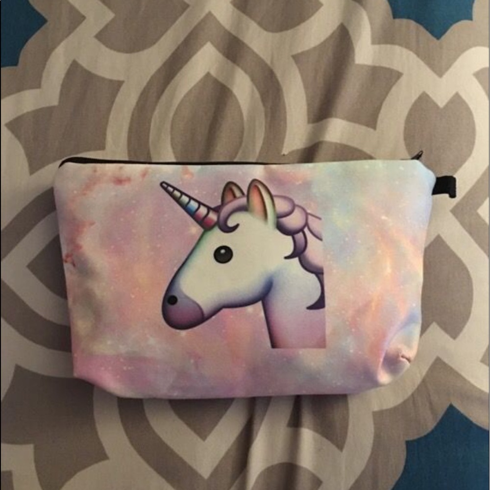 Unicorn makeup bag!!🦄