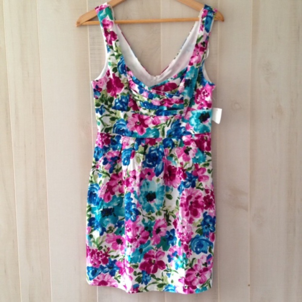 Sleeveless Floral Print Dress