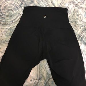 Wonder Under high rise or roll down black leggings