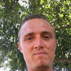 Meet your Posher, Lee