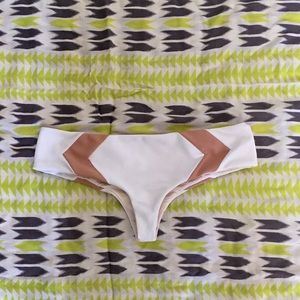 Acacia Mentawai bottoms