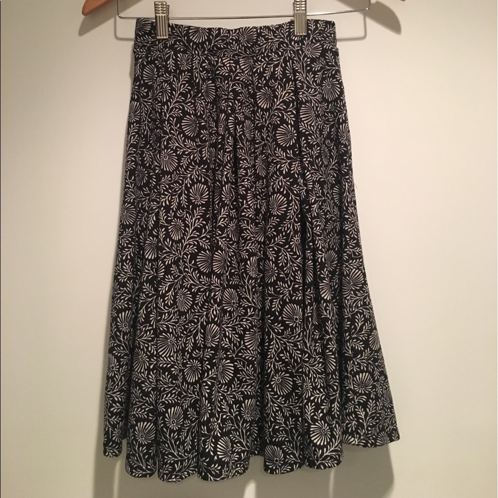 Lularoe XS Madison skirt