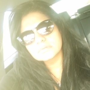 Meet your Posher, Nahara